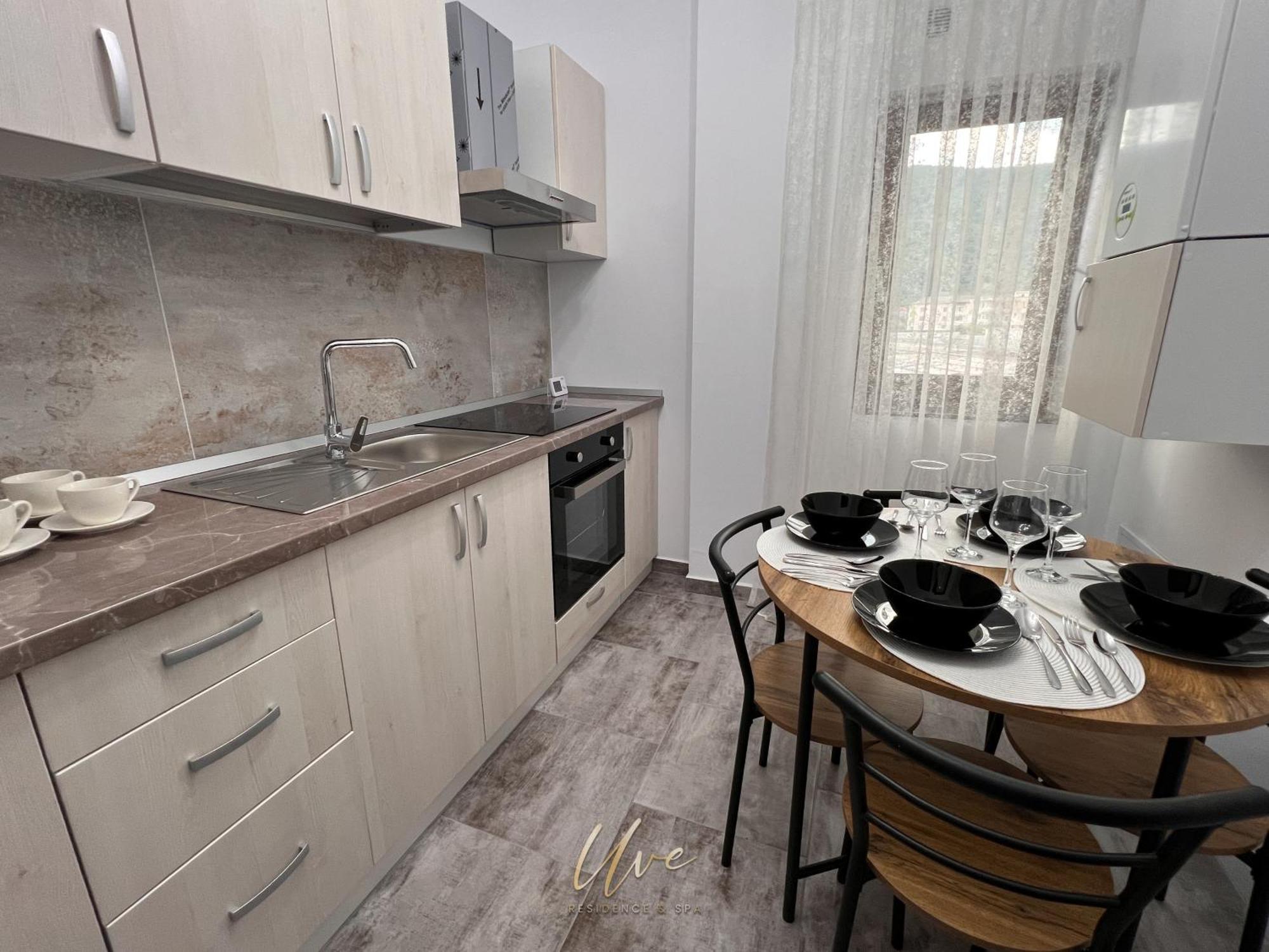 Uve Residence & Spa Piatra Neamţ Eksteriør billede
