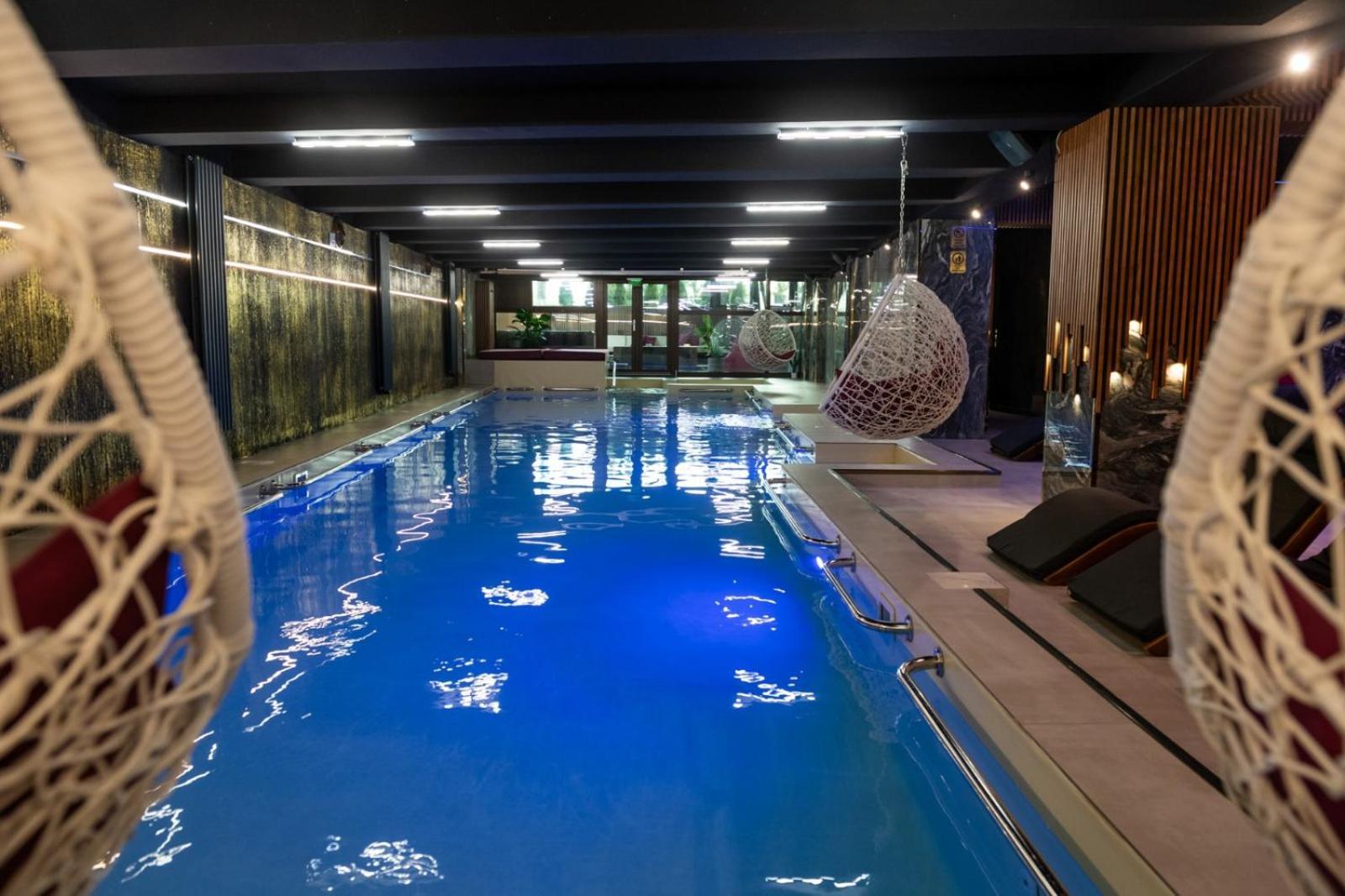Uve Residence & Spa Piatra Neamţ Eksteriør billede