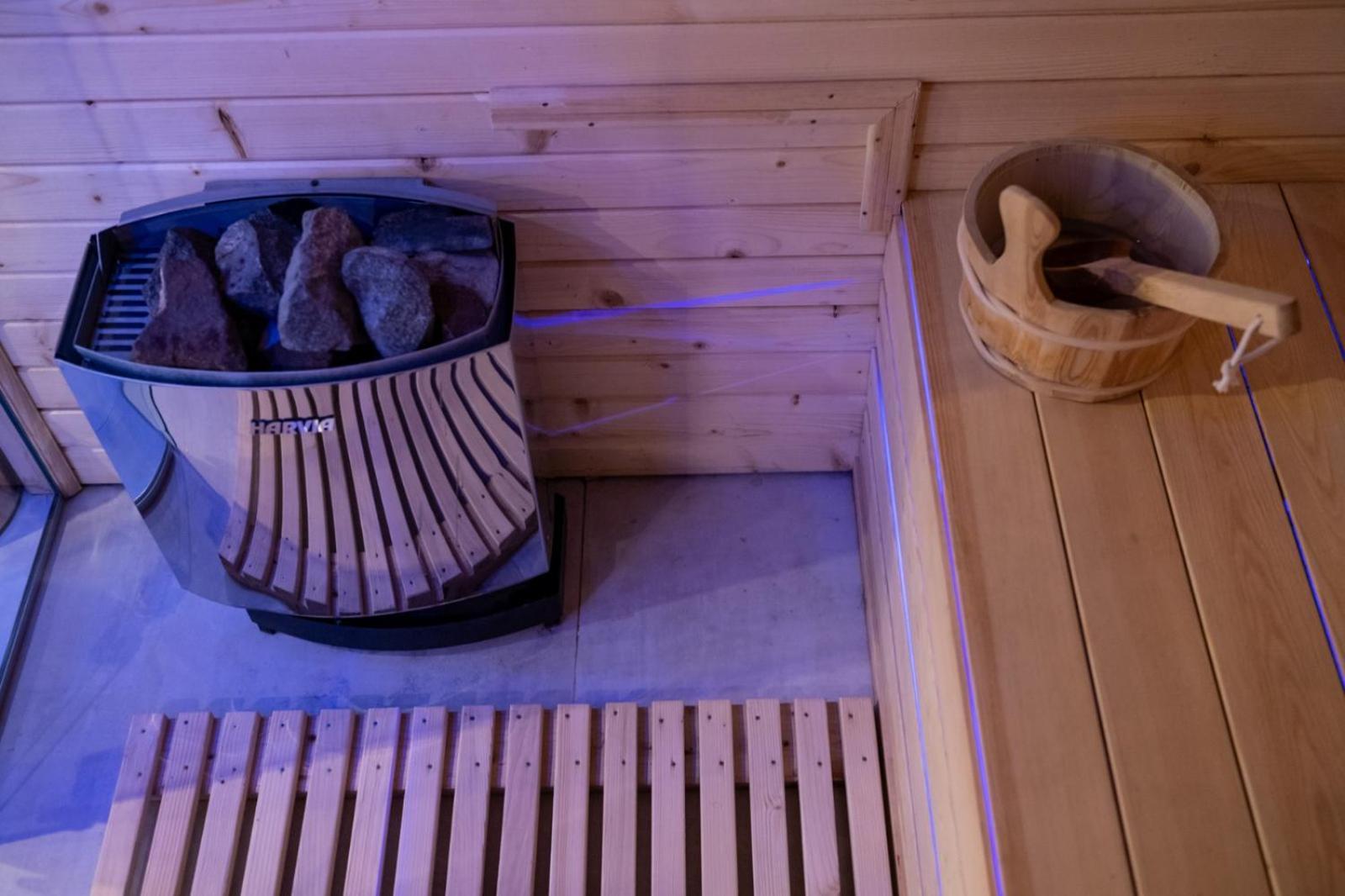 Uve Residence & Spa Piatra Neamţ Eksteriør billede